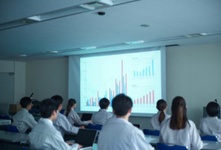 調査研究事業